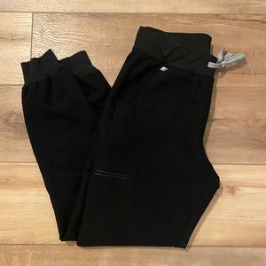 Figs jogger scrub pants